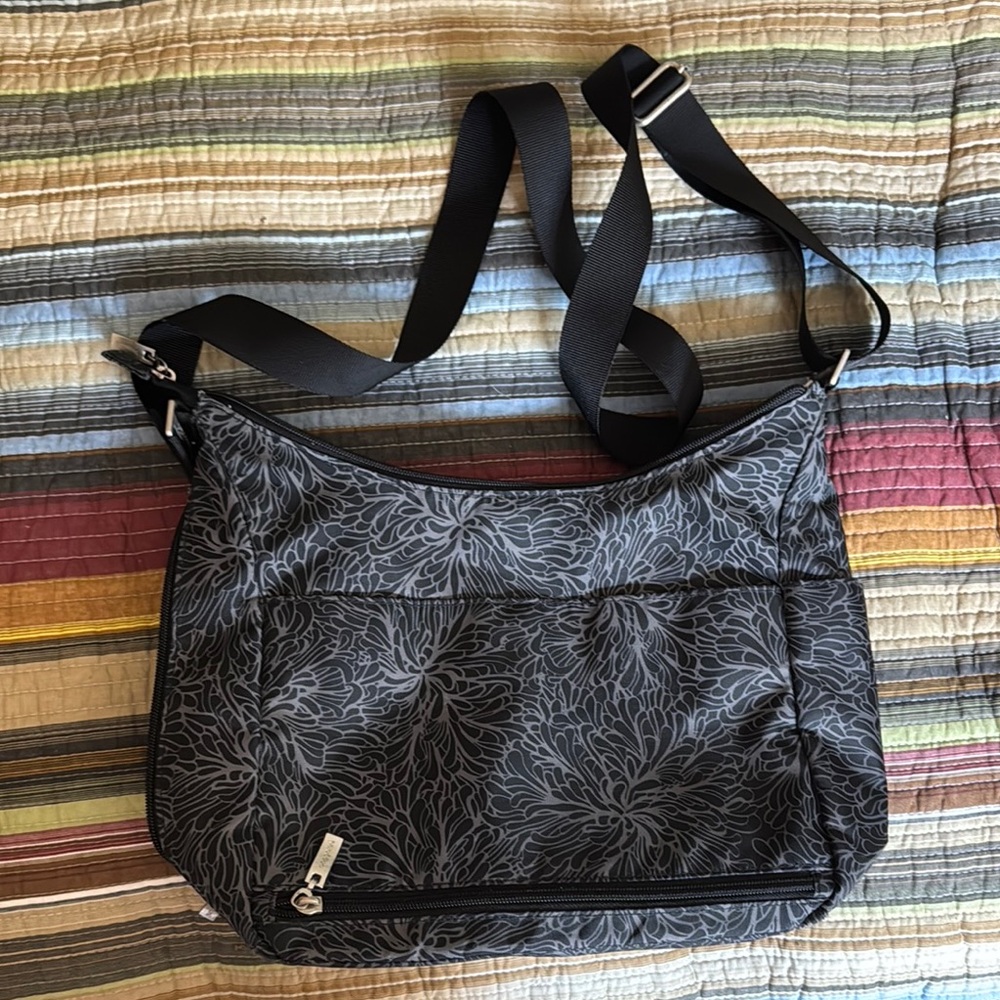 Baggallini Black and Gray Floral Crossbody Bag - Picture 2 of 5